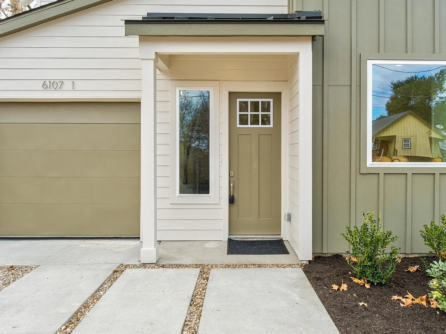 4 bed, 3.0 bath, 1785 sqft, $3,399 — Photo 3