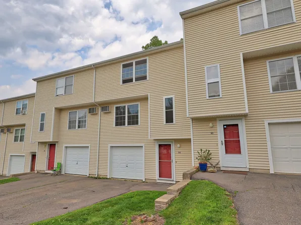 30 Seymour Road APT D3, Plymouth, CT 06786