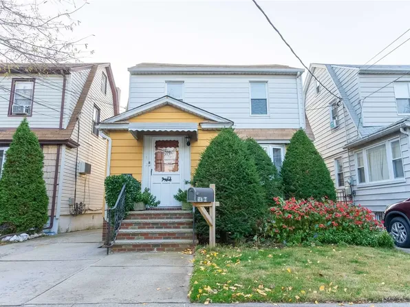 10744 92nd St, Ozone Park, NY 11417