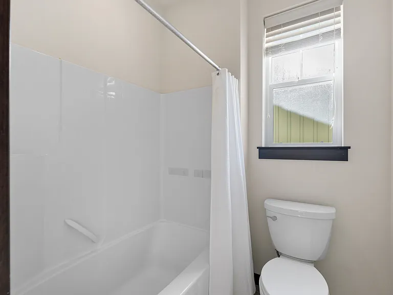 16990 NE 84th Ct — Photo 33