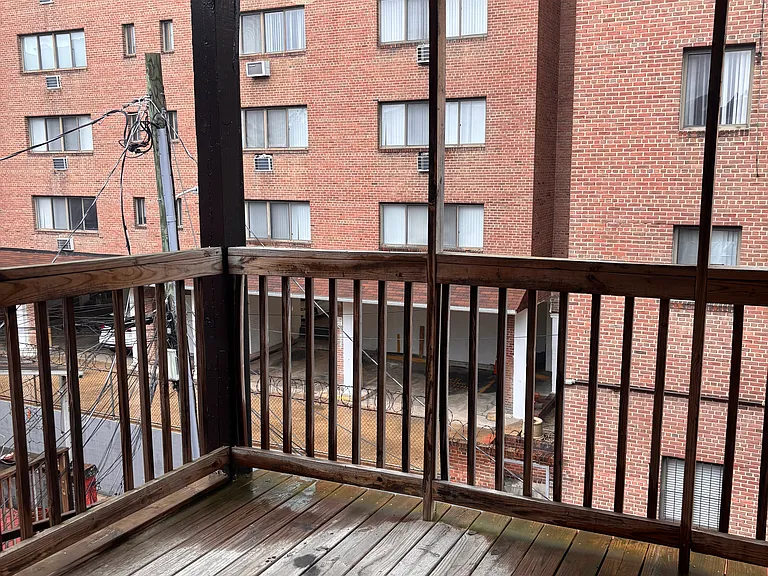 22 E Eager St #3R — Photo 25