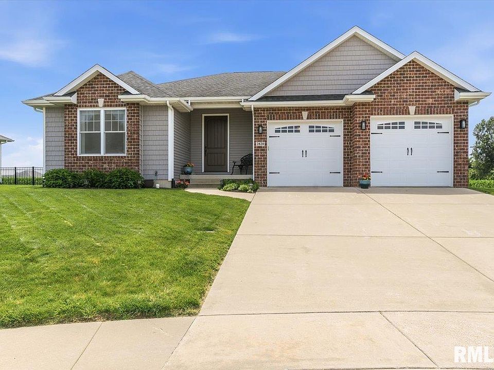 1st image of 2820 Castlerock Rdg