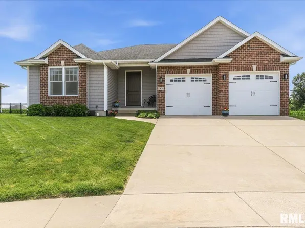 2820 Castlerock Rdg, Springfield, IL 62711