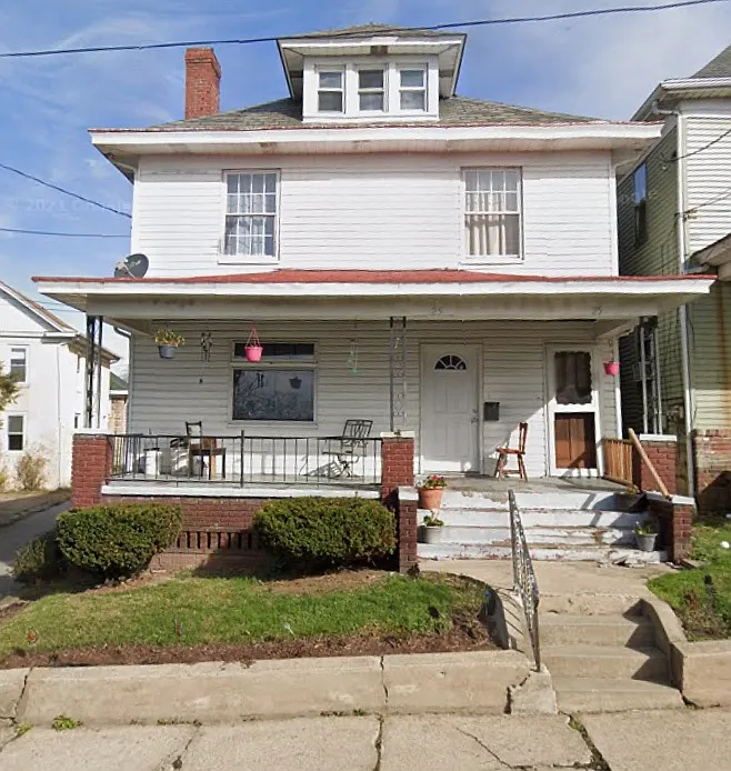 25 E Kerr St photo 1