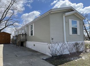 32 Meadowlark Ln #32MEAD, Beecher, IL 60401