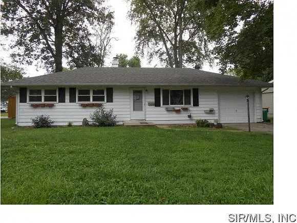 919 W Madison St photo 1