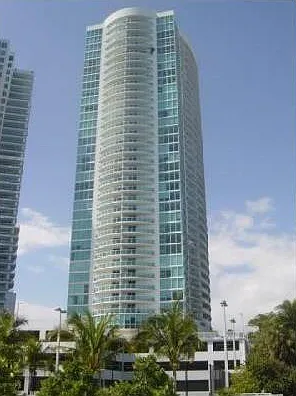2101 Brickell Ave #808