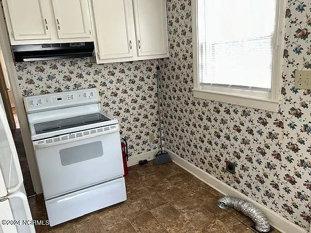 307 Hillcrest Dr — Photo 7