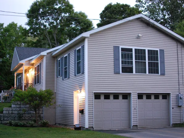40 Powers St, West Lebanon, NH 03784