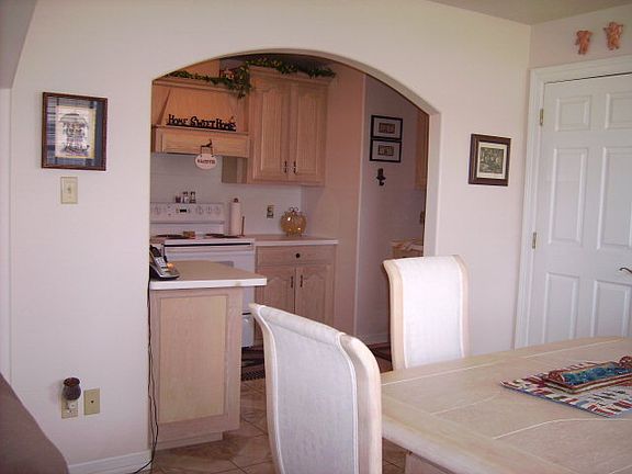 3rd image of 704 Tara Dr