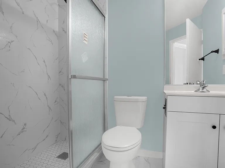 1005 Delnova Ln — Photo 20