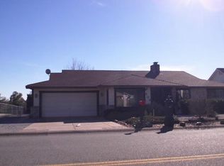 609 Collyer Dr, Redding, CA 96003