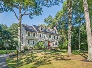 7 Deerfield Way, Andover, MA 01810