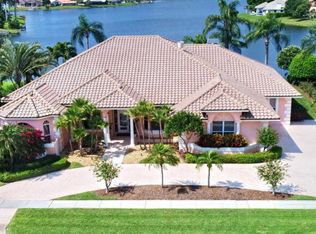 2239 Greenview Cove Dr, Wellington, FL 33414
