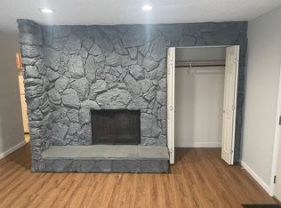 647 E 73rd Ave #1, Anchorage, AK 99518