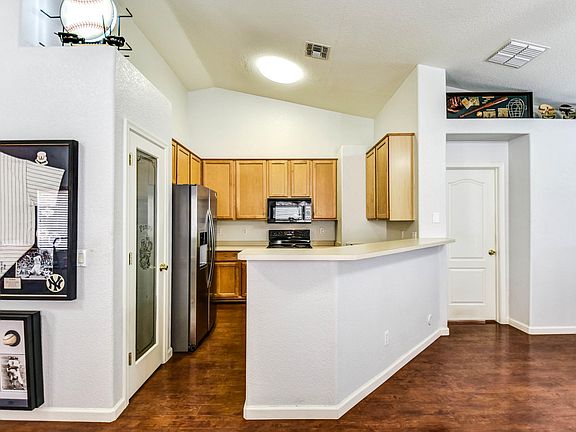 4th image of 4681 E Meadow Mist Ln