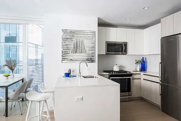 Rented by Tishman Speyer | media 4