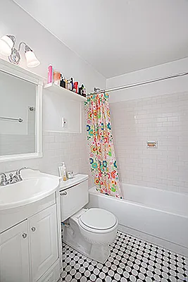 Sold by KG & Company | media 33