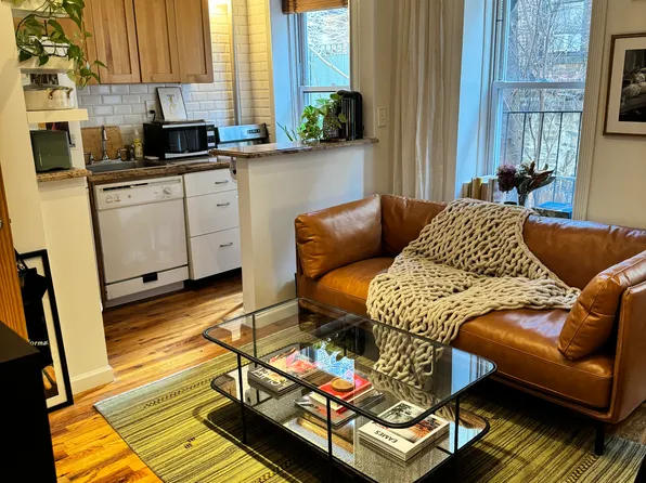236 East 78th Street 1B image 3 of 9
