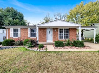 4921 Tulip Tree Ln, Hazelwood, MO 63042