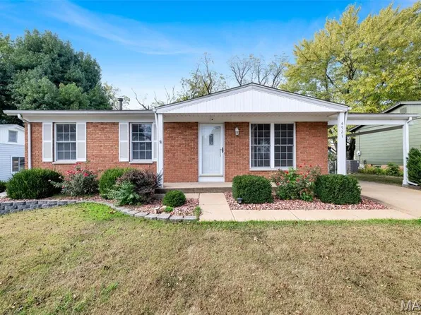 4921 Tulip Tree Ln, Hazelwood, MO 63042