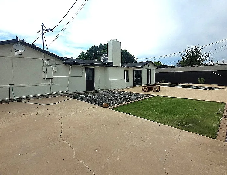 6702 E Culver St — Photo 20