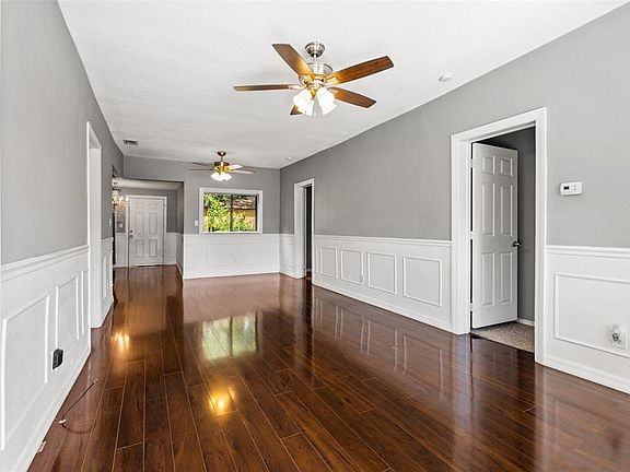 4th image of 6903 N Lynn Ave