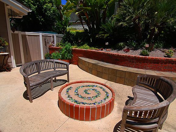 2 Relaxing Gas Fire Pits