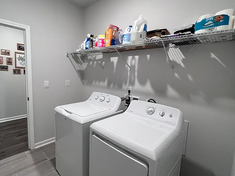 13234 Billet Dr — Photo 23