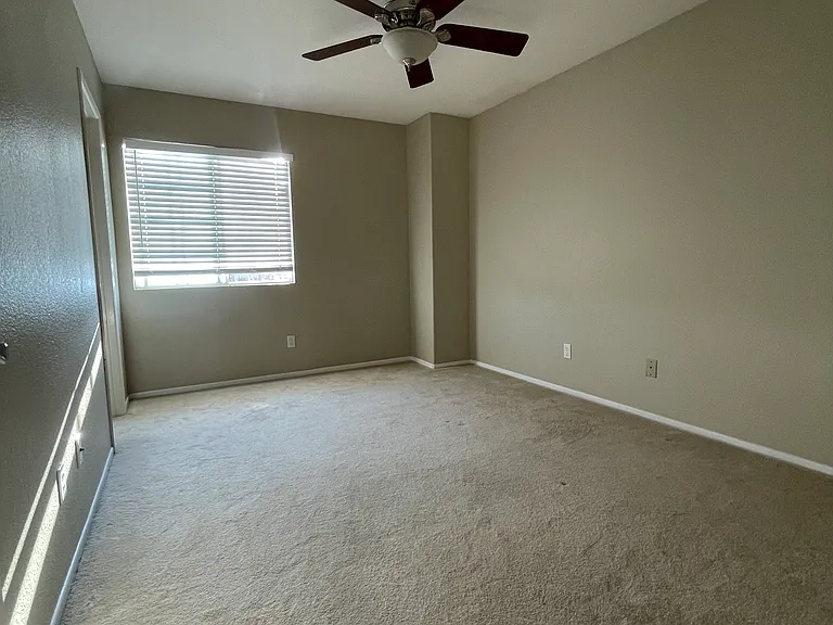 1586 Avenida Guillermo — Photo 18