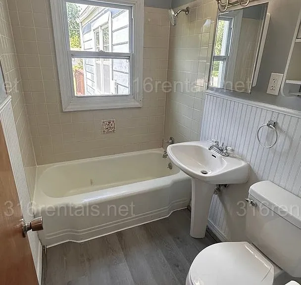 1757 S Fern St — Photo 9