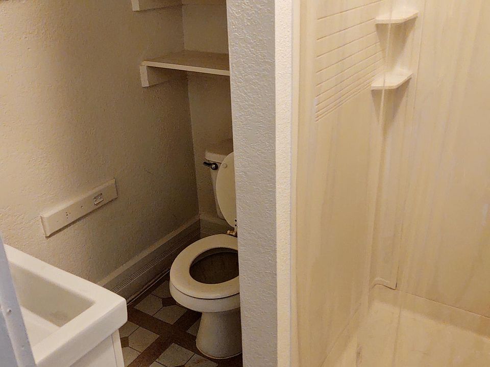 1st image of 1226 S Sheffield Ave #2