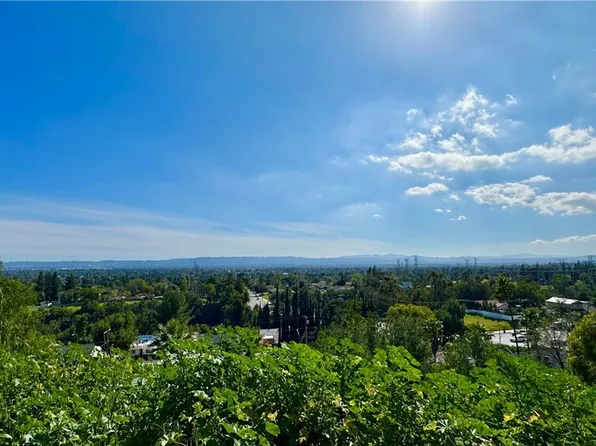 11531 Vimy Rd, Granada Hills, CA 91344