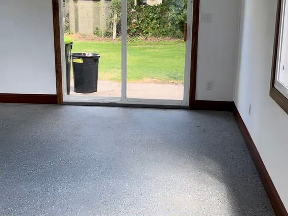 131 S Milford Rd, photo 3