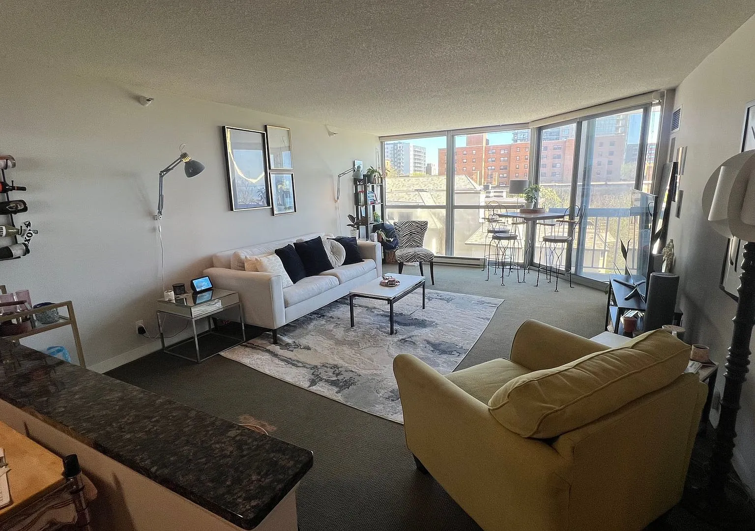 Luxury High-Rise Condo with Stunning Lake Michigan Views 250 move in credit** — Photo 3