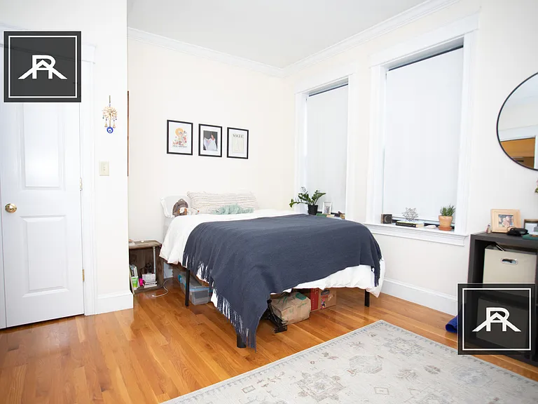 23 Glenville Ave #6 — Photo 2
