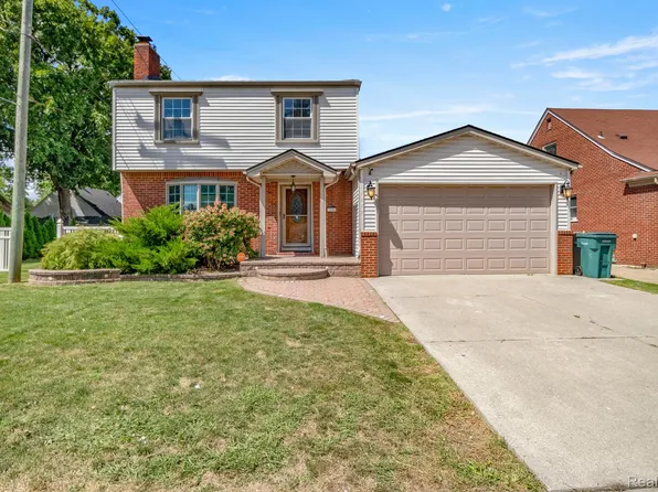 3626 Walnut St, Dearborn, MI 48124
