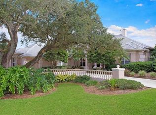 2751 Donald Ross Rd E, Sarasota, FL 34240