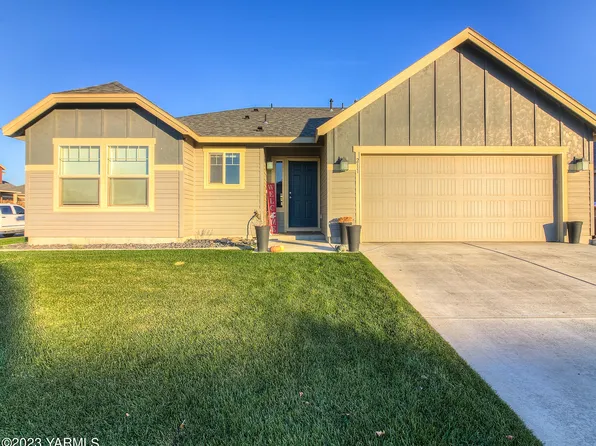 211 Bravo St, Moxee, WA 98936