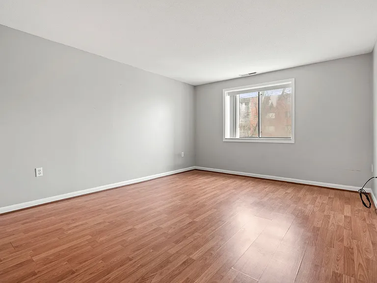 12 9th St #502 — Photo 14