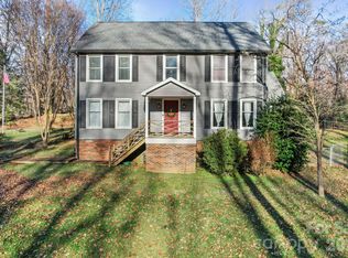 2530 Heritage Cir, Statesville, NC 28625