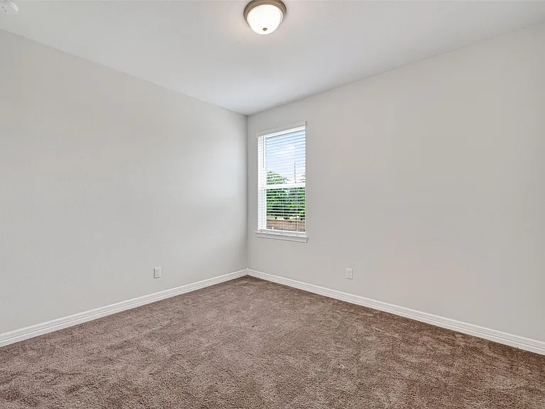 6602 Albany Forest Ct — Photo 36