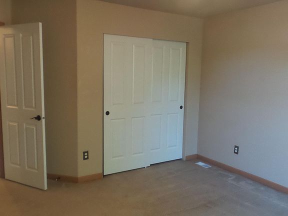 4th image of 1212 180th Street Ct E #1212