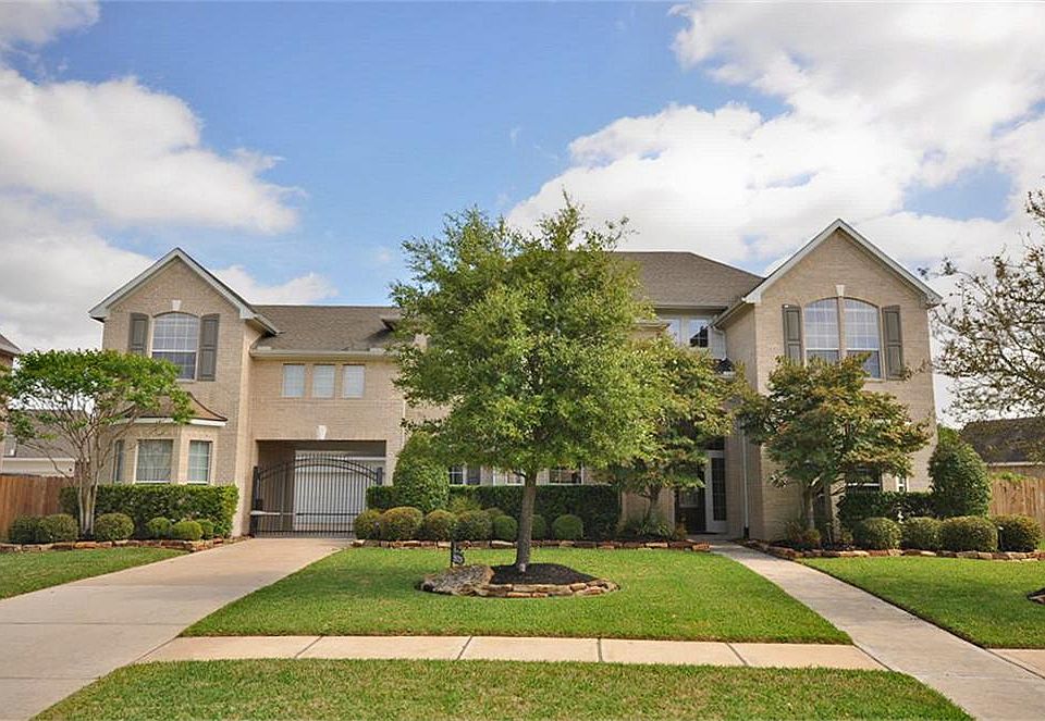 1st image of 26006 Castlemoor Ct