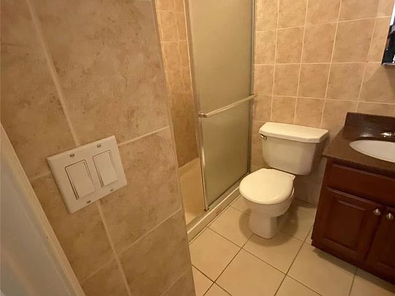5th image of 164-27 78th Ave Floor 1