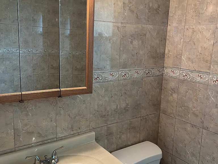 204 Grantham Rd — Photo 10