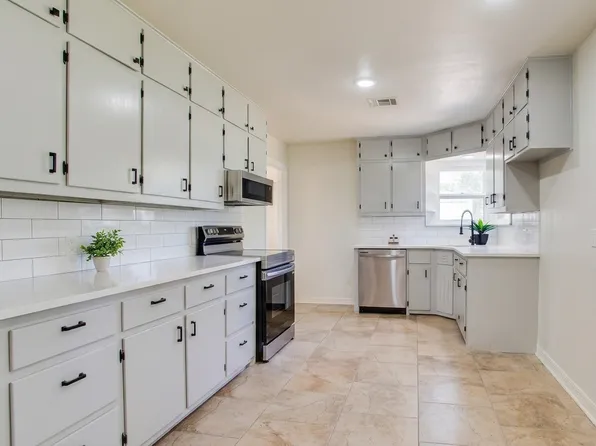1014 Seneca Ave, Enid, OK 73703
