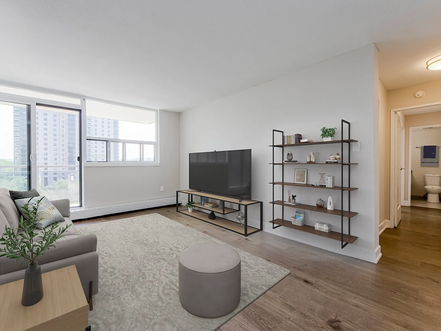 Glenridge Avenue Apartments — Photo 3