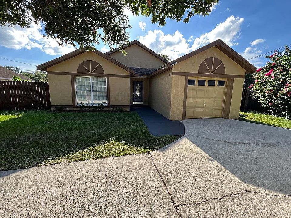 1st image of 128 Crossbryn Ct