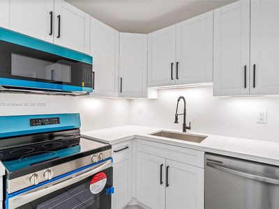 4851 21st St #512, Fort Lauderdale, FL, 33313